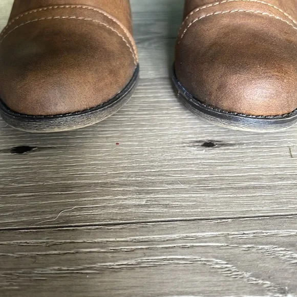 Madden Girl Westmont brown laced up booties - Picture 2 of 8